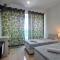 Rooms at Mansion One, Shared Apartment Only - George Town