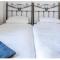 Golf Resort - Apartment - Sleeps4 - Pool - Parking