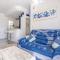 Amazing penthouse on the beach, sea views, WIFI, airconditioning and parking