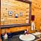 Bear Tracks Loft 20 Miles to West Yellowstone & Air Condition & Wifi - Rea
