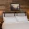 Gull Lake Lodge