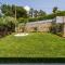 Casa de Eiró by House and People