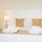 Casa da Hera by House and People