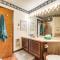 Community Beach Access Lake Harmony Townhome