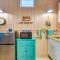 Inglis Studio Home with Covered Patio and Grill! - Yankeetown