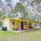 Inglis Studio Home with Covered Patio and Grill! - Yankeetown