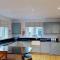 Bayside at The Bay Filey, sleeps 10 in 4 bedrooms, pet-free - Filey