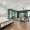 NEW! Rumba Roost - Upscale Ybor Studio On 7th Ave, Shared Balcony - تامبا