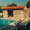 GRANDMA´S HOUSE