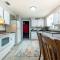 Cortez Chic! Private Heated Pool home, Cinema Room! - Bradenton