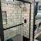 Pet Friendly, Experience this Unique tour bus conversion! - Клермонт