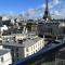 Tour Eiffel - Studio vue imprenable au-dessus des toits, balcon