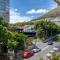 Stylish 2 bed Apartment metres from the Promenade - 开普敦