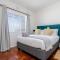 Stylish 2 bed Apartment metres from the Promenade - 开普敦