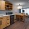 Hyatt Place Boston/Seaport District