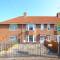 3 bedrooms Sleeps 8 Self Catering House Near California Cliffs and Great Yarmouth Beach,Norfolk - Earlham