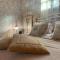 Florence Dreaming House