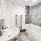 Spacious 4 Bedroom, Wi-Fi, 2 Gardens, Sleeps 8 - Amethyst - 剑桥