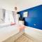 Spacious 4 Bedroom, Wi-Fi, 2 Gardens, Sleeps 8 - Amethyst - 剑桥