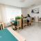 Solid Gold Garni Hotel