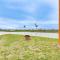 Lakefront Gem on 32-Acre Lot in Angleton! - انغلتون