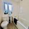 Hidden Gem in Chelmsford by Artisan Stays I Weekly or Monthly Stay Offer I Free Parking I Sleeps 5
