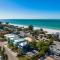 Ocean Star! 7 Bdrms, 7 Baths! Beaches less than 5min walk to beach! - هولمز بيتش