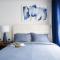 39-1 Renovated 3BR Prime Midtown West