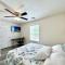 Beach House Cape May just 1 block from the Bay & a Short 5 minutes walk, Sleeps 19 - كيب ماي