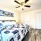 Beach House Cape May just 1 block from the Bay & a Short 5 minutes walk, Sleeps 19 - كيب ماي