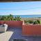 Homes of Spain, Apartamentos Paraíso, Ed Palmerston, Atico O, Suite con Piscina Privada en solárium, vistas al mar, a 50 m de la playa, WIFI