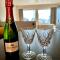 Studio By Aimee - 20m from the beach & in city centre!