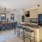 5 Bedroom Beautiful Home In Zaton