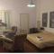 Large Room in antique building in Santo Spirito