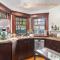 Maple Family Suite - Berkeley