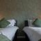 Towpath Gardens Apartment (Free Parking and Central)