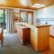 Bullock Creek Chalet - Sleeps 8 - Lake & Mountain Views - Private & Secluded