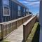 Surf City 2BR Park Home with Waterfront View and Parking - 瑟夫城