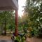 Tiny Homestay