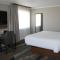 La Quinta Inn & Suites by Wyndham Yakima Downtown - Якима