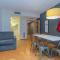 The Collection Barcelona - 2 bedroom Duplex apartment with balcony 4-3