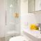 Cosy Three BR Two BTH plus AC plus Self CheckIn plus Street Parking