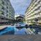 Condo Azur Suites A326 Amani Resorts Residences , 5 minutes Airport, Netflix, Stylish, Cozy with Luxurious Swimming Pool - Pusok
