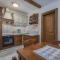 Beautiful Heritage Villa Croc with pool in Buje