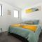 Modern 2 bedroom by Hagley Park