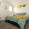 Modern 2 bedroom by Hagley Park