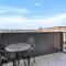 Apartment 47 with Free Secure Parking and Onsite Gym