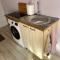 Small & Cozy Studio Apartment - WiFi & Free Parking