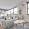 Spacious 1 BR apt w 2 king bed by Tent serviced apartments - 法恩伯勒