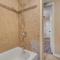 * Colorado Draft House * Smart TVs * Self Entry *